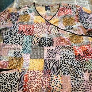 Women’s scrub tops, size medium